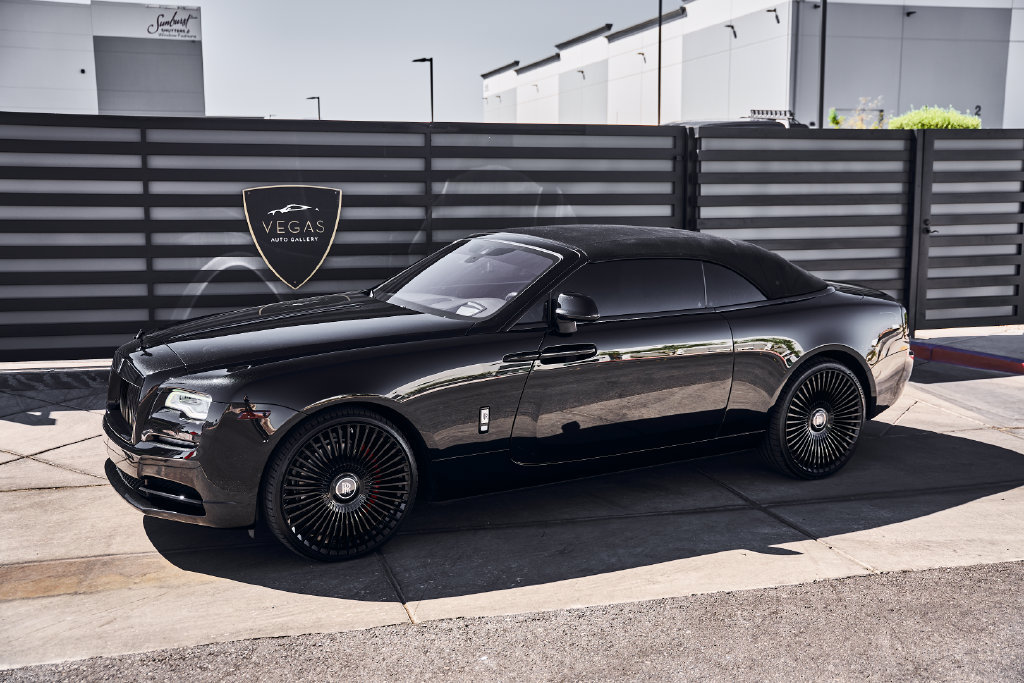 Used 2019 Rolls-Royce Dawn RWD image 5