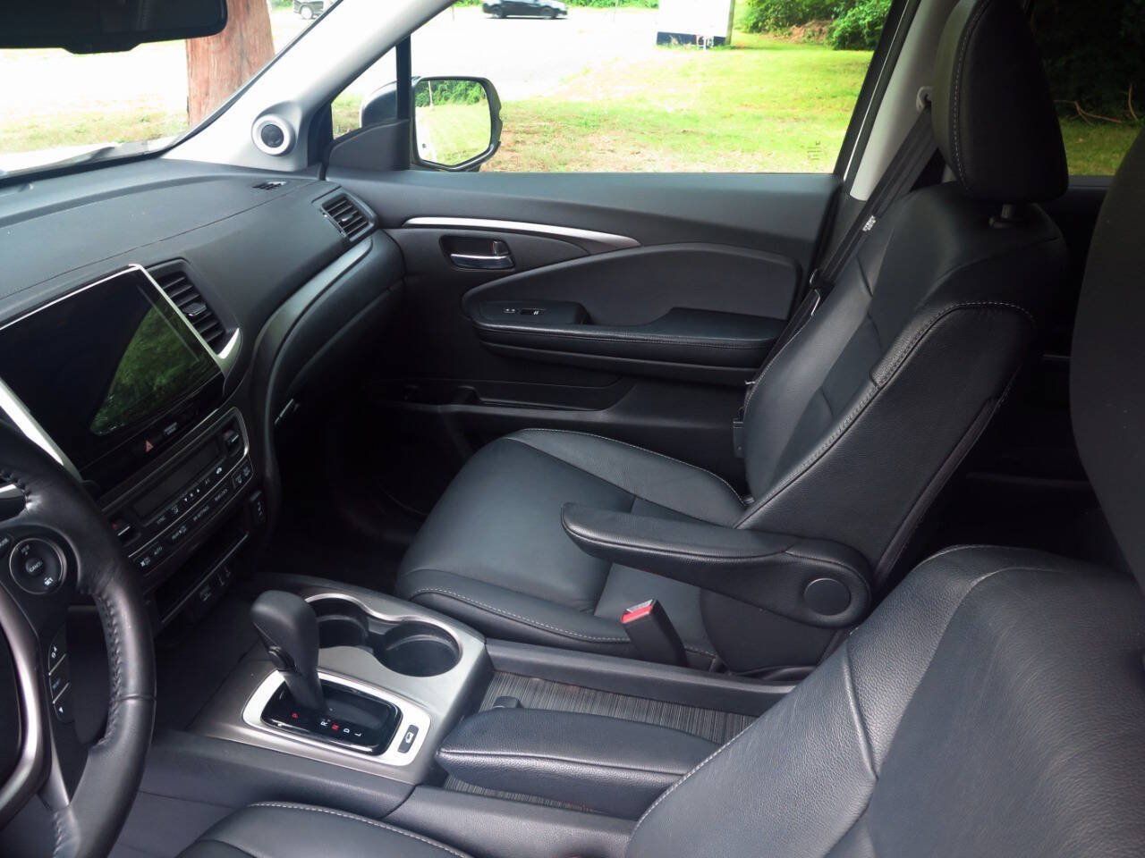 Used 2017 Honda Pilot EX-L image 12