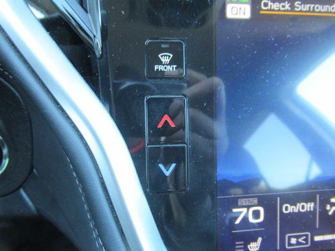 Used 2020 Subaru Outback Limited image 32