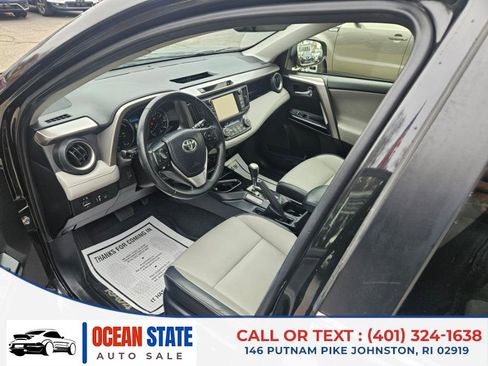 Used 2018 Toyota RAV4 Limited image 10