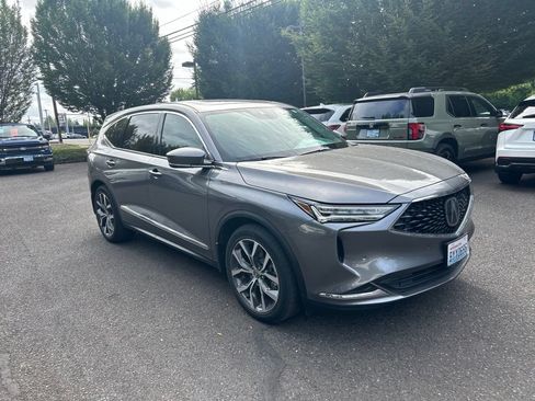 Used 2022 Acura MDX SH-AWD w/ Technology Package image 2