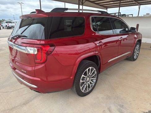 Used 2023 GMC Acadia Denali w/ Denali Technology Package AWD/4WD image 8