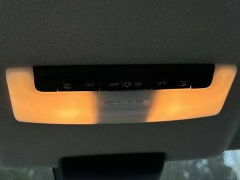 Used 2025 Nissan Kicks Play S FWD image 41