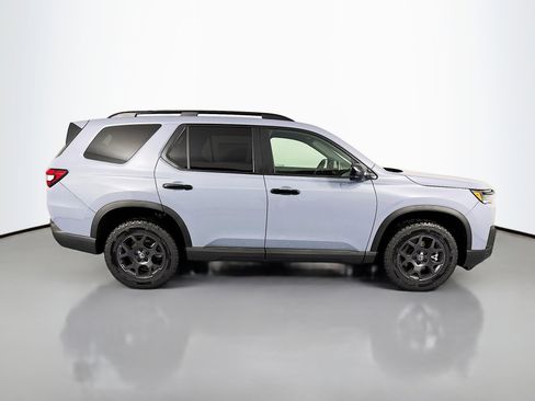 New 2026 Honda Pilot TrailSport image 4