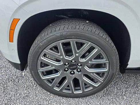 New 2026 GMC Yukon XL Denali Ultimate AWD/4WD image 9