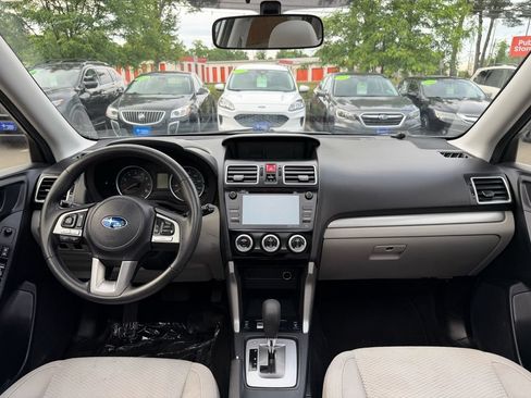 Used 2017 Subaru Forester 2.5i Premium w/ All-Weather Package AWD/4WD image 12