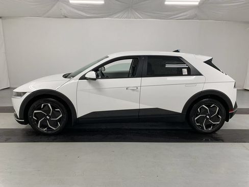Used 2024 Hyundai Ioniq 5 SEL AWD/4WD image 6