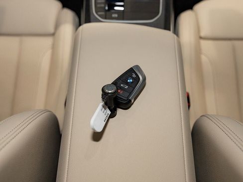 Used 2026 BMW 330i xDrive 330i xDrive w/ Premium Package image 40