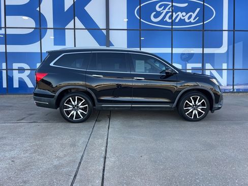 Used 2019 Honda Pilot Touring image 4