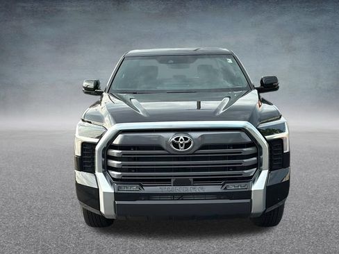Used 2025 Toyota Tundra Limited AWD/4WD image 6