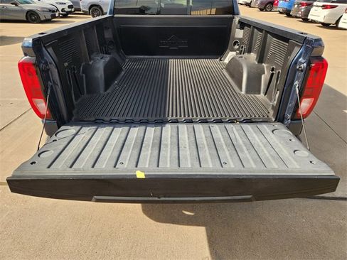 Used 2019 GMC Sierra 1500 SLE w/ SLE Value Package image 19