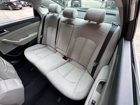 Used 2016 Hyundai Sonata SE image 27