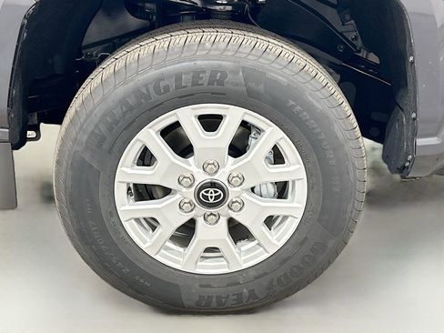 New 2026 Toyota Tacoma SR5 RWD image 9