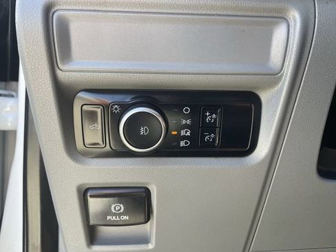 Used 2023 Ford F150 XLT AWD/4WD image 31