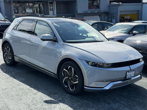 Used 2023 Hyundai Ioniq 5 Limited image 3