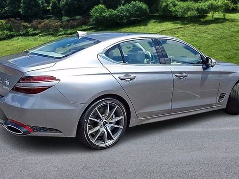New 2026 Genesis G70 2.5T Prestige image 8