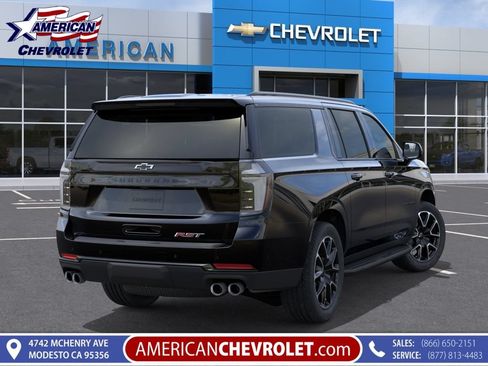 New 2026 Chevrolet Suburban RST w/ RST Capability Package AWD/4WD image 5