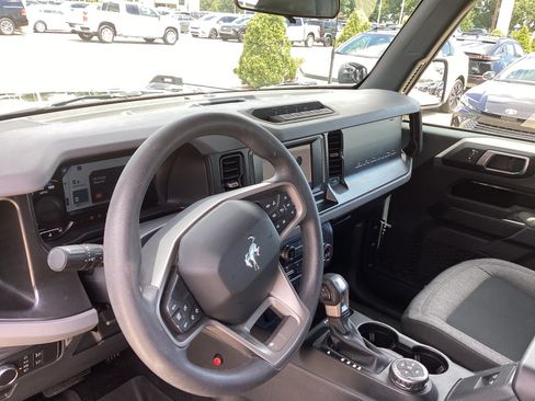 Used 2021 Ford Bronco 2-Door w/ Sasquatch Package AWD/4WD image 15