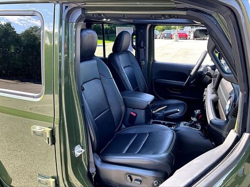 Used 2024 Jeep Wrangler High Altitude AWD/4WD image 11