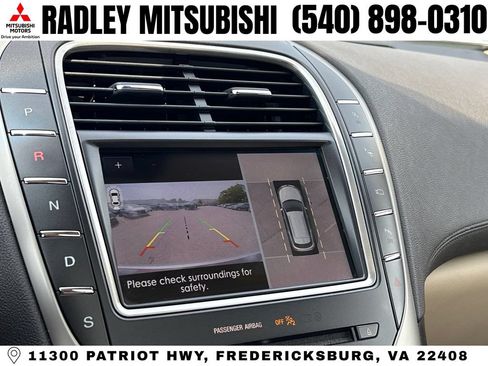 Used 2019 Lincoln Nautilus Reserve FWD image 9