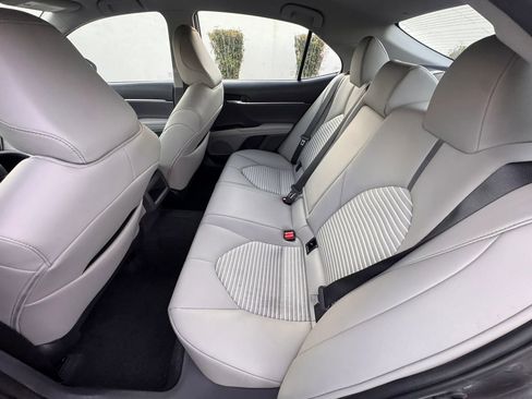 Used 2024 Toyota Camry SE w/ Cold Weather Package image 16