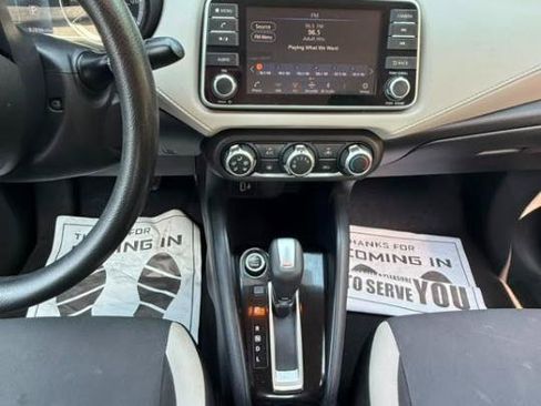 Used 2021 Nissan Versa SV FWD image 6