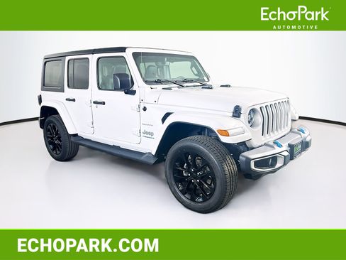 Used 2023 Jeep Wrangler Unlimited Sahara w/ Cold Weather Group AWD/4WD image 1