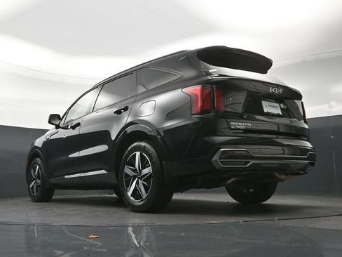 Used 2023 Kia Sorento S FWD image 31