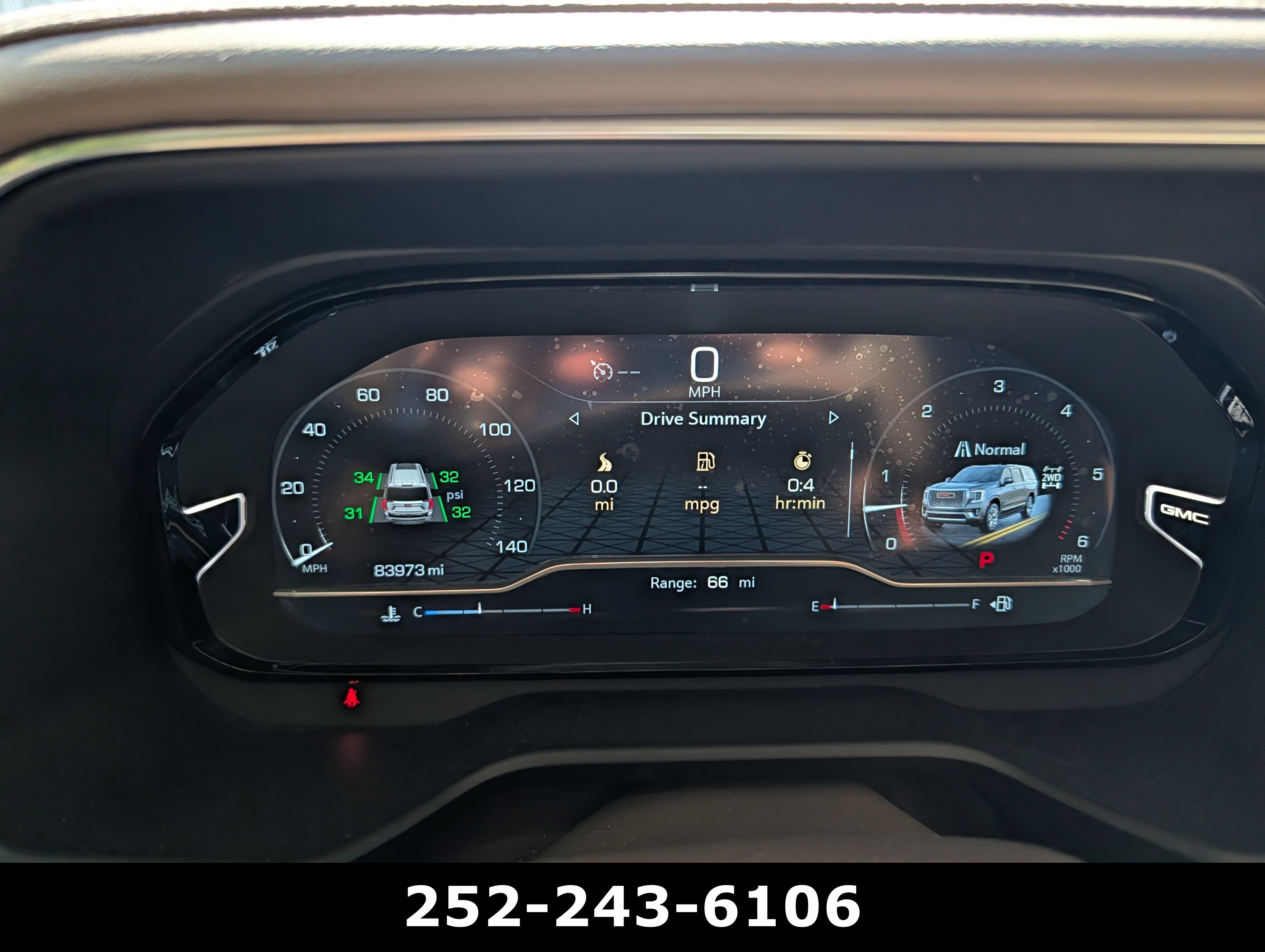 Used 2023 GMC Yukon XL Denali AWD/4WD image 16