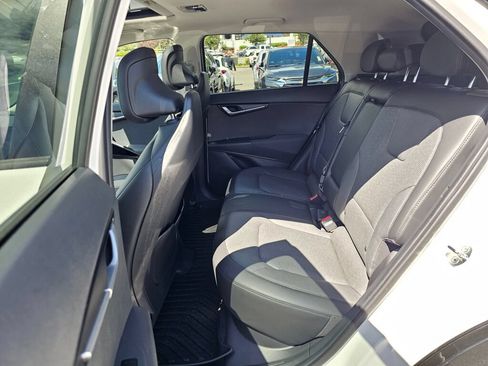 Certified 2023 Kia Niro Wave w/ Wave Preserve Package FWD image 24