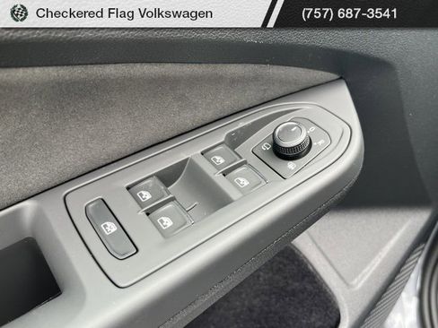 New 2025 Volkswagen GTI SE image 28