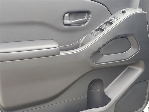 New 2026 Nissan Frontier SV image 5