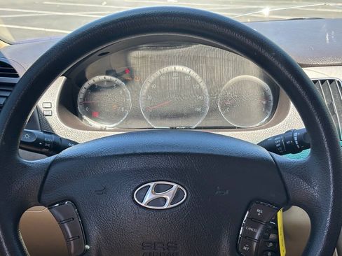 Used 2010 Hyundai Sonata GLS FWD image 11