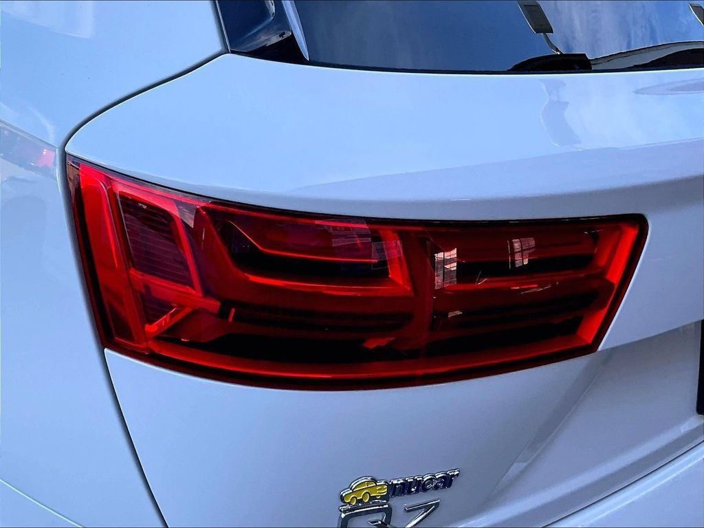 Used 2018 Audi Q7 3.0T Premium Plus w/ Premium Plus Package AWD/4WD image 34