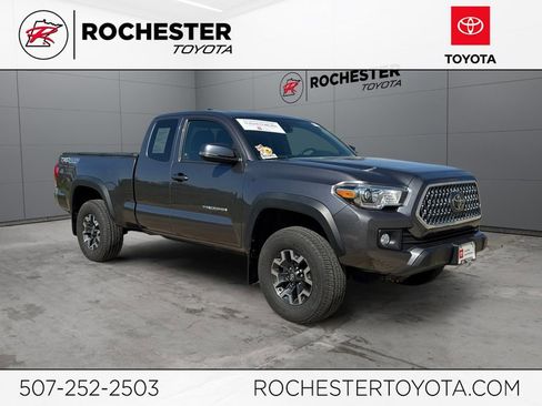 Certified 2019 Toyota Tacoma TRD Off-Road w/ TRD Premium Off Road Package AWD/4WD image 1