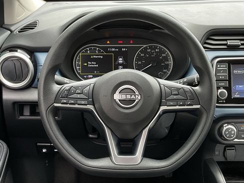 Used 2025 Nissan Versa SV image 20