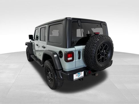 Used 2024 Jeep Wrangler Unlimited Sport AWD/4WD image 39