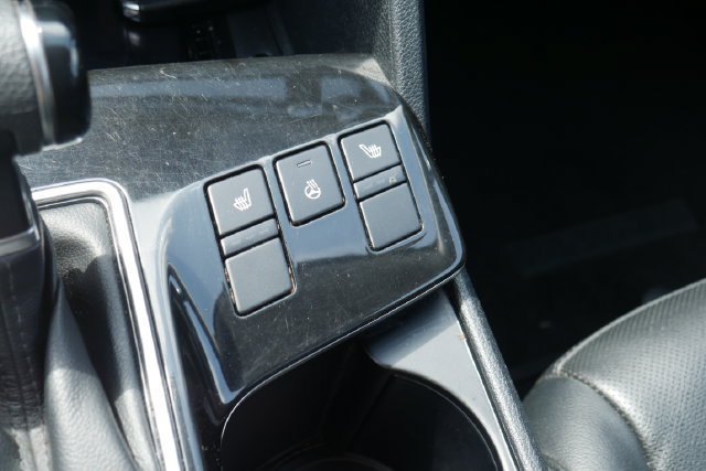 Used 2023 Kia Sportage EX AWD/4WD image 5
