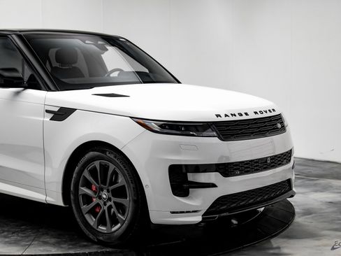 Used 2025 Land Rover Range Rover Sport Dynamic SE image 23