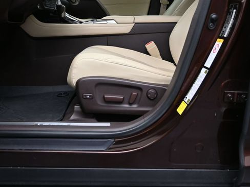 Used 2016 Lexus RX 350 AWD w/ Luxury Package image 22