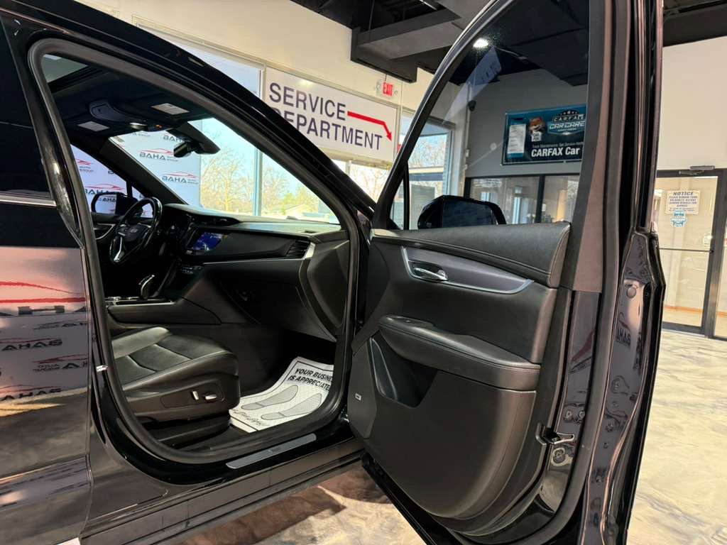 Used 2021 Cadillac XT6 Luxury FWD image 43