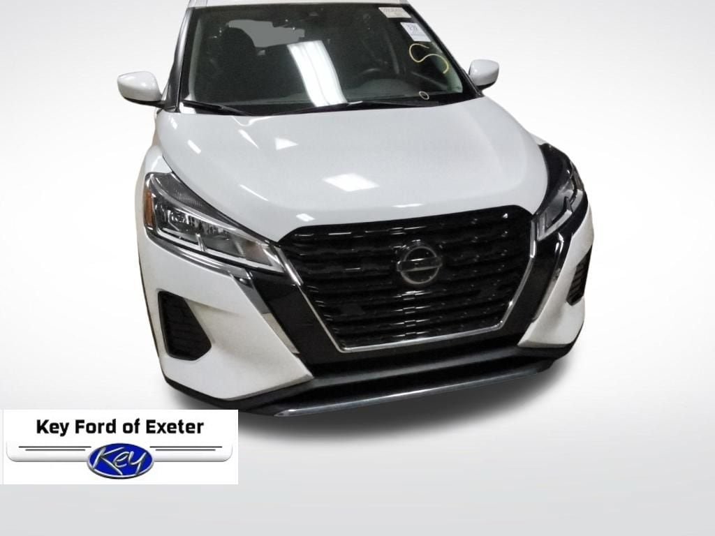 Used 2021 Nissan Kicks SV FWD image 3