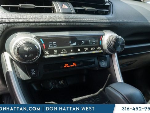 Used 2024 Toyota RAV4 XLE FWD image 9
