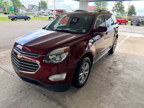 Used 2017 Chevrolet Equinox LT w/ Convenience Package FWD image 2