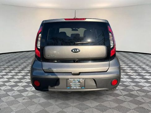 Used 2019 Kia Soul FWD image 6