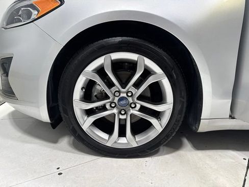 Used 2019 Ford Fusion SEL FWD image 6