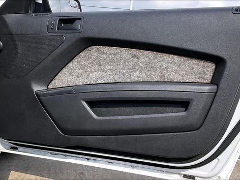 Used 2014 Ford Mustang GT image 19