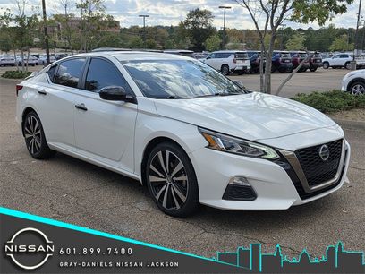 Used 2020 Nissan Altima 2.5 SR w/ Premium Package