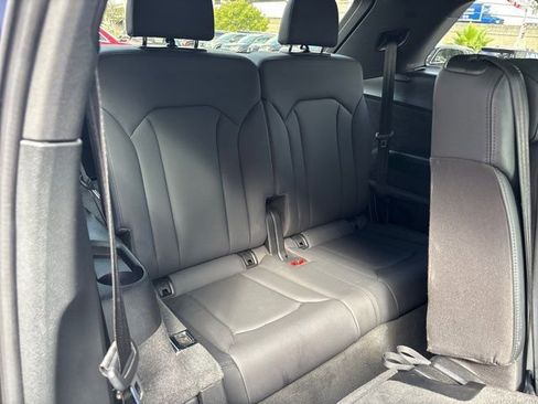 Used 2021 Audi Q7 3.0T Premium Plus w/ Premium Plus Package image 58