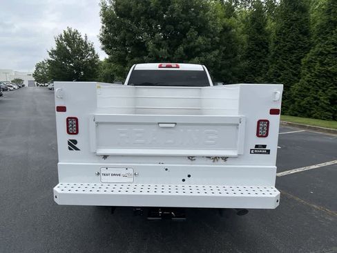 New 2024 GMC Sierra 3500 Pro w/ Convenience Package image 6